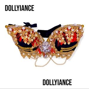 Dollyiance (Etsy Custom made)
Razzle-Dazzle Ringleader, Sultry Circus Bustier
